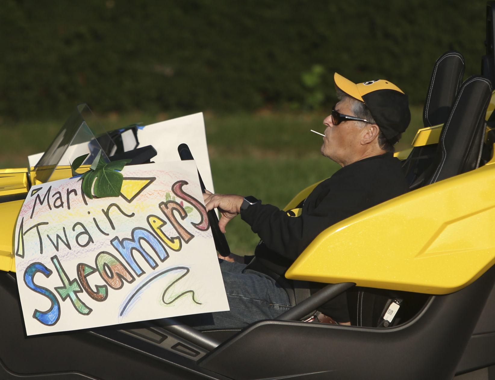 090921-qc-nws-bcsdhomecoming-15.JPG